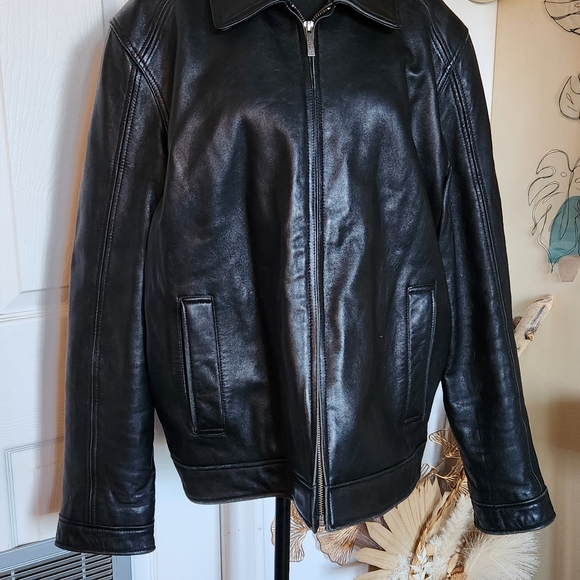 Y2K Kenneth Cole box leather jacket w/lining - Picture 3 of 5